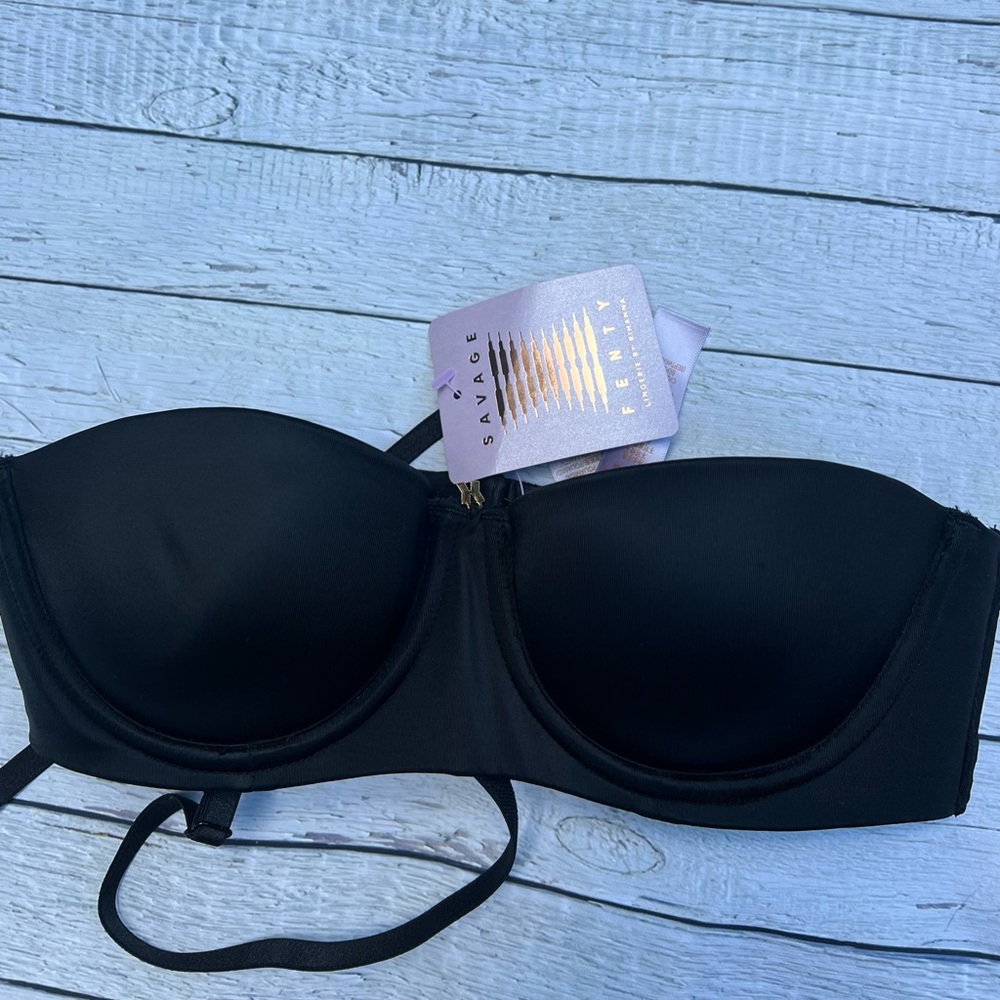 NWT savage x fenty core microfiber removable + adjustable strap bra